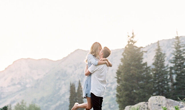 Engagement Photo Ideas