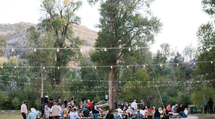 Give Wedding Guests the Utah Experience