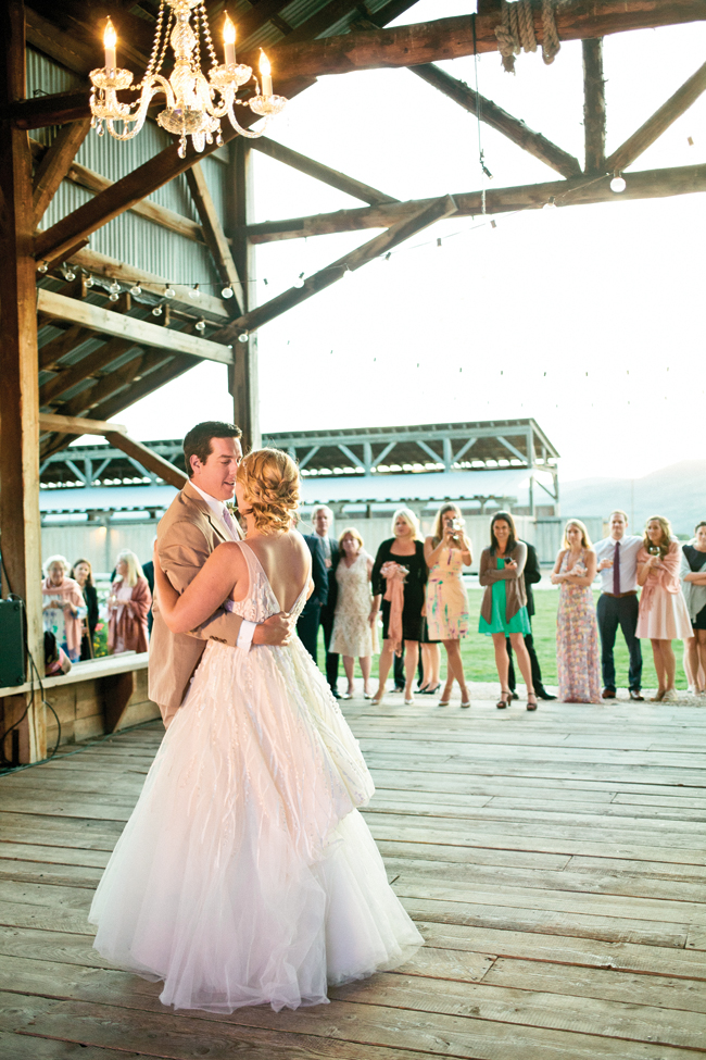 092erinkatephoto_LizaMattWedding