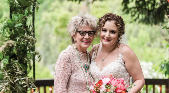 The Unofficial Guide to Being the Mother of the Bride