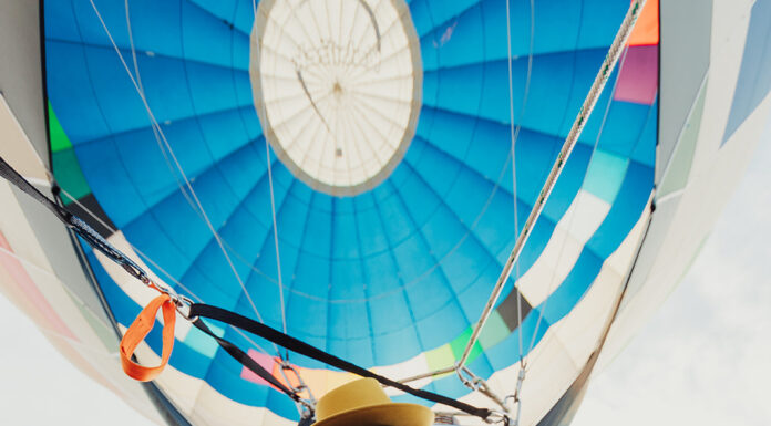 Take Me Higher – Epic Balloon Bridals in Kanab, Utah