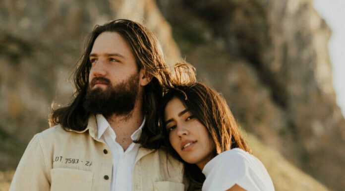 Lone Rock Elopement: Wild and Whimsical