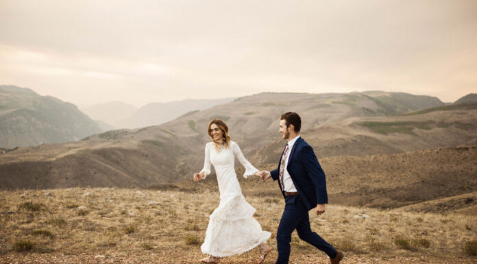 12 Breathtaking Places to Take Outdoor Engagement Photos