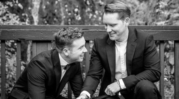 Real Wedding: Log Haven Lovers