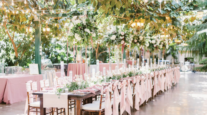Real Wedding: Greenhouse Grandeur flowery wedding