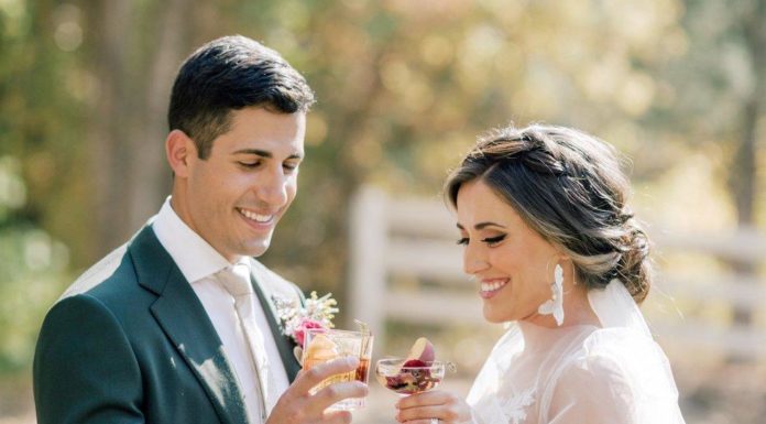 A Guide to Serving Alcohol at Your Wedding