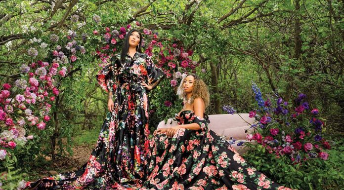 Design Your Floral Ceremony Backdrop