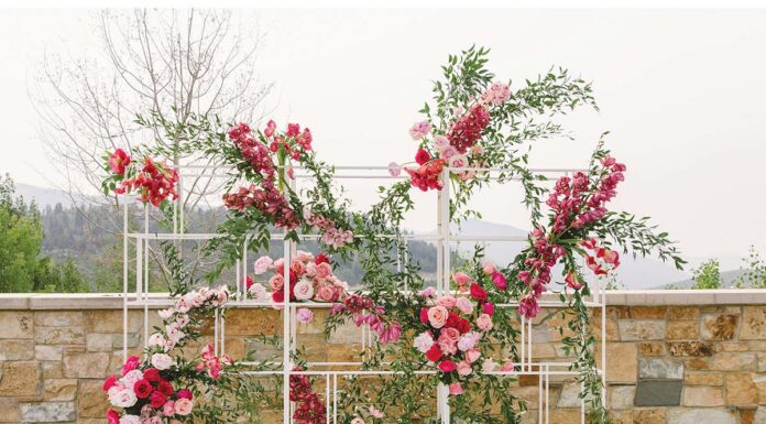 City Chic Meets Mountain Modern Wedding Decor