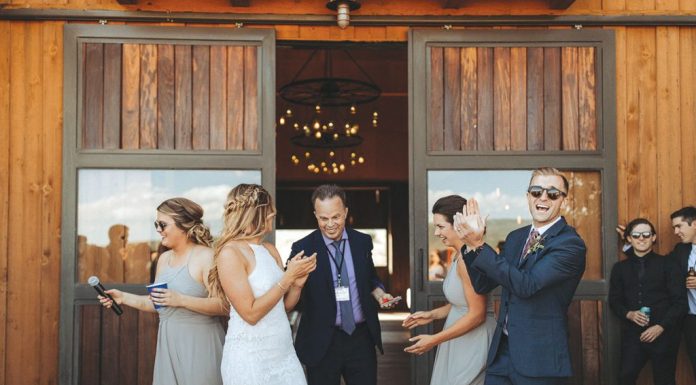 Magic Wedding Moments with Mentalist Doug Roy